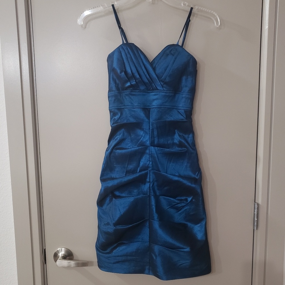 Lenovia mini dress